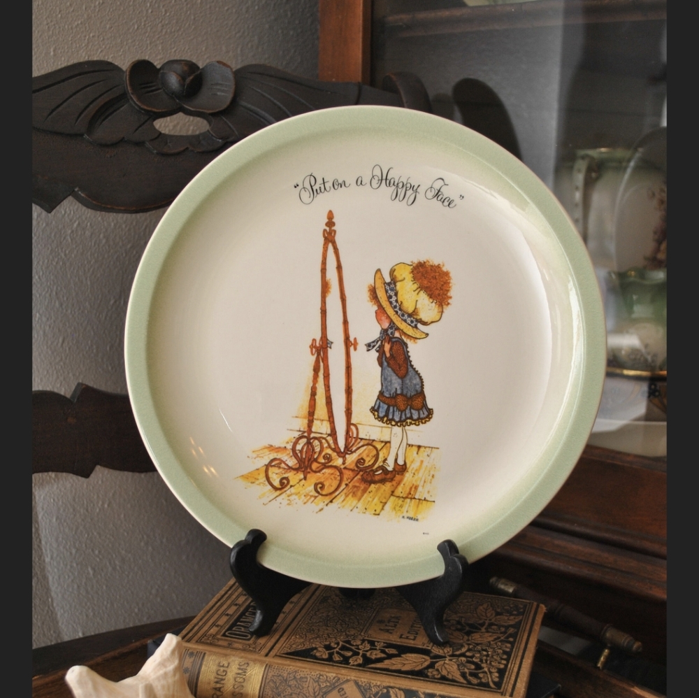Vintage Holly Hobbies Happy Face Plate
